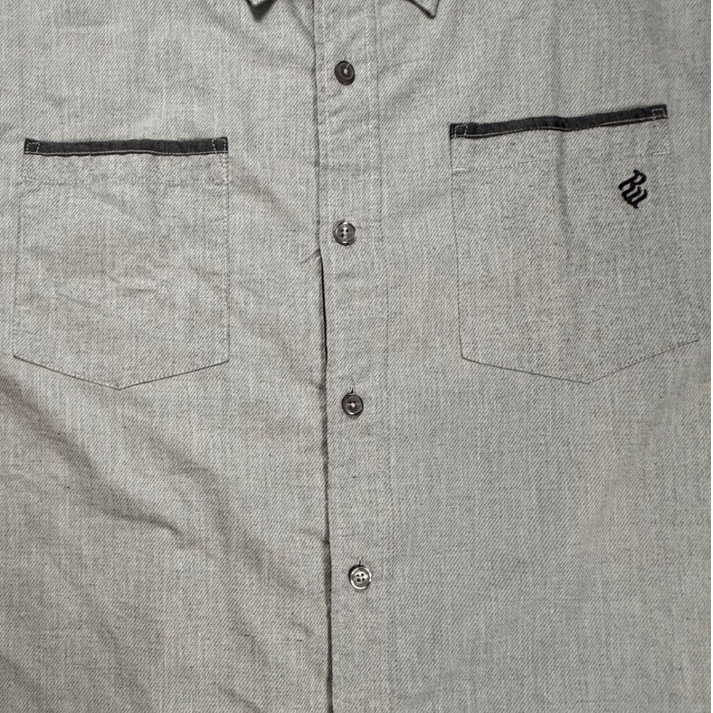 Rocawear Mens 4XL Gray Short Sleeve Button Down Shirt Cotton Blend Dual Pockets - Picture 7 of 9
